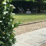 Les Pommiers Bed & Breakfast